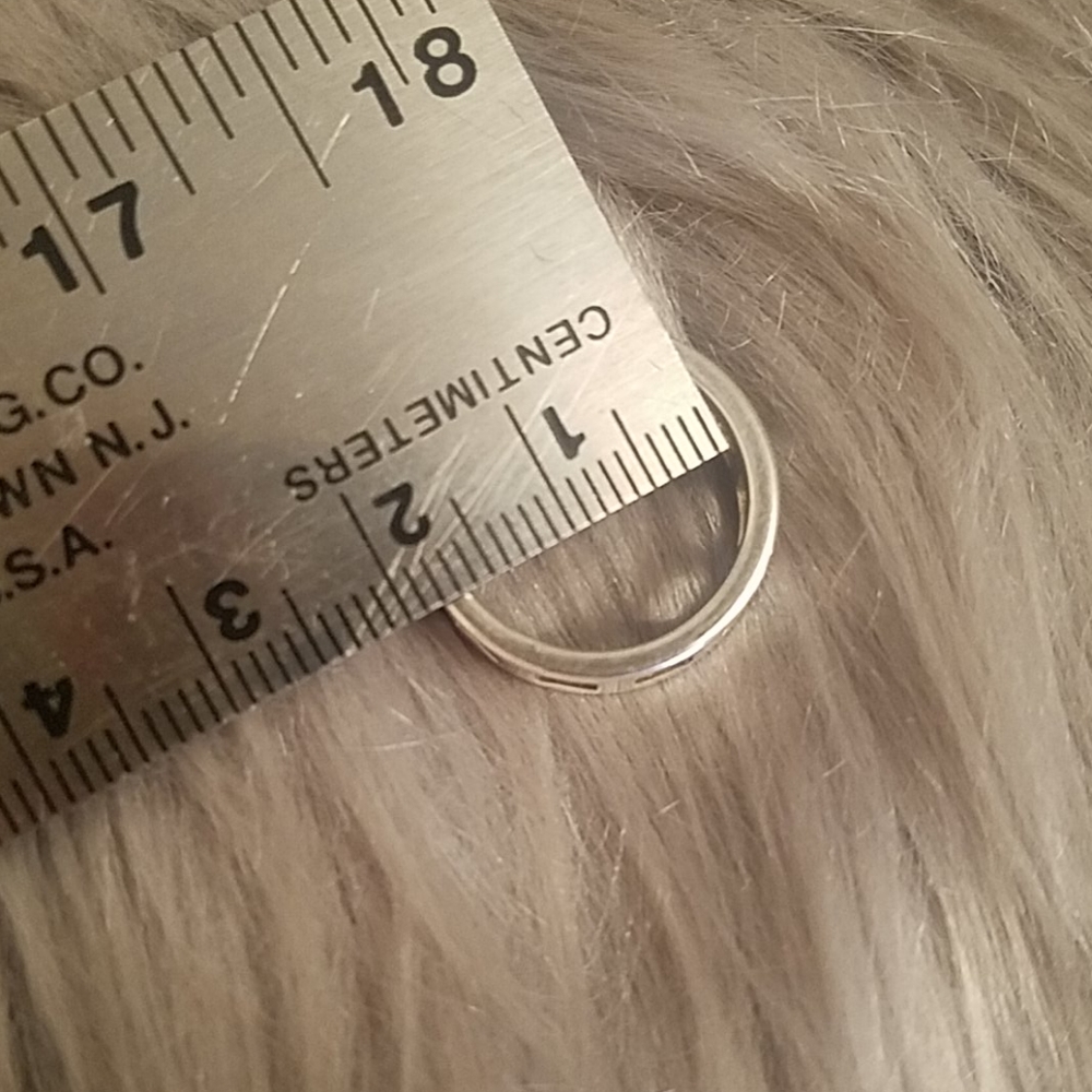 Authentic Gucci Silver Ring (2) - image 5